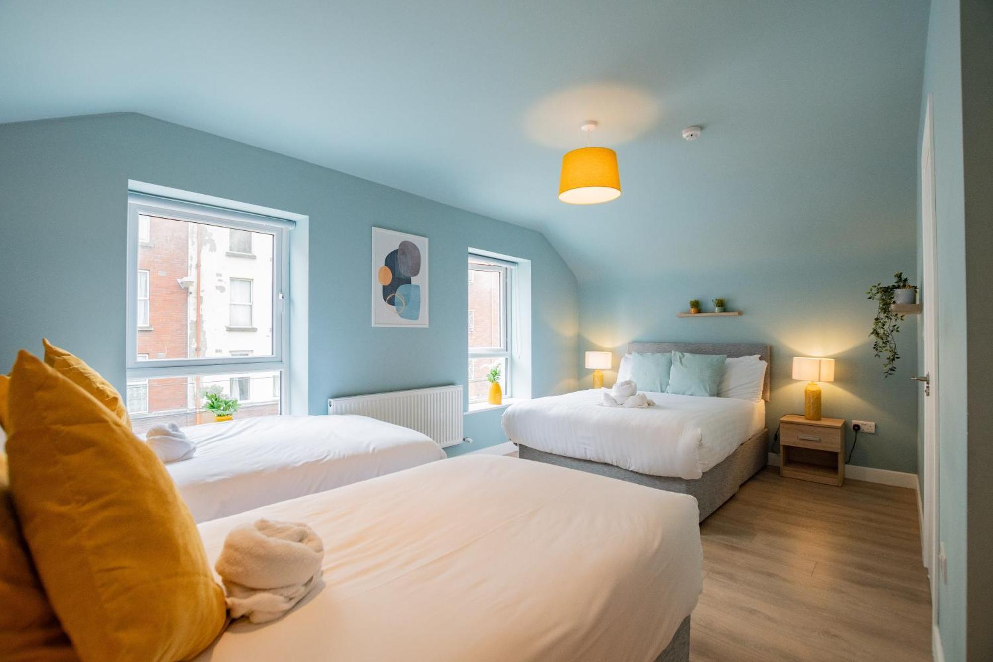 Villa The Large Group House -Sleeps 21 Dublin Exterior foto